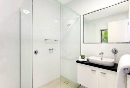 The Boat House, Blue Water, Cairns Beaches - Trinity Beach, Australia