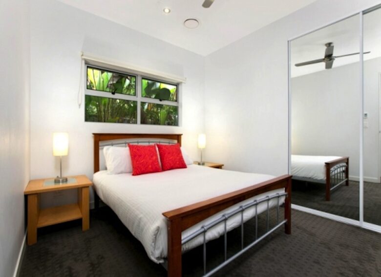 The Boat House, Blue Water, Cairns Beaches - Trinity Beach, Australia