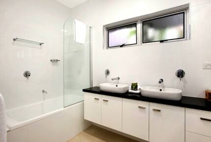 The Boat House, Blue Water, Cairns Beaches - Trinity Beach, Australia