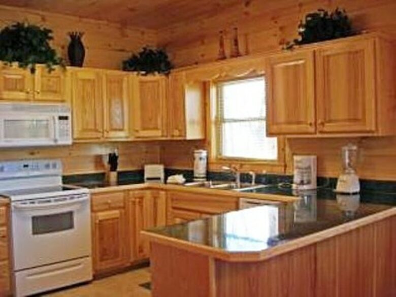 The Hummingbird - Sevierville, Tennessee