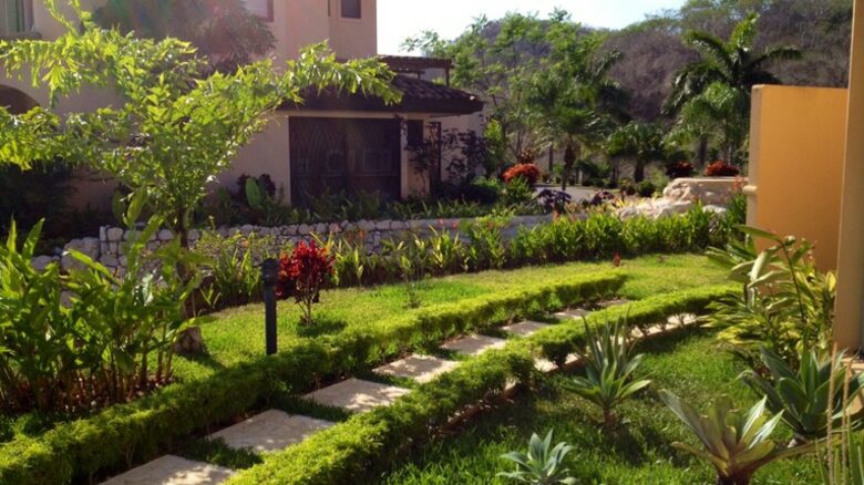 Luxury Ocean View Villa with 5 Star Personalized Service - Playa Samara, Costa Rica