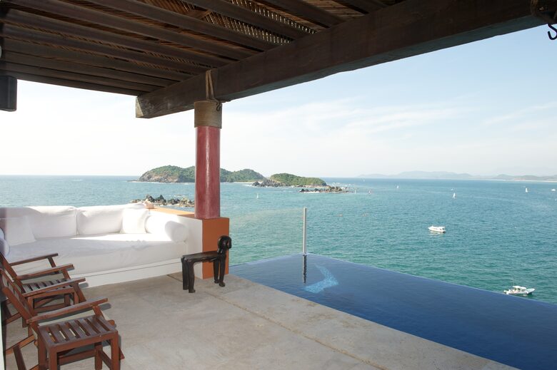 Tropical Seclusion - Ixtapa, Mexico