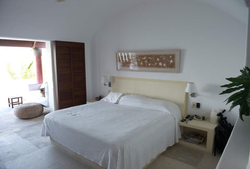 Tropical Seclusion - Ixtapa, Mexico