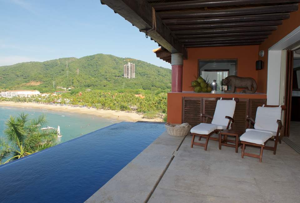 Tropical Seclusion - Ixtapa, Mexico