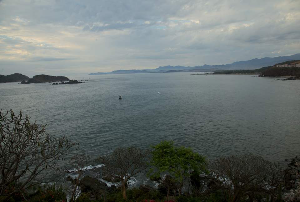 Tropical Seclusion - Ixtapa, Mexico