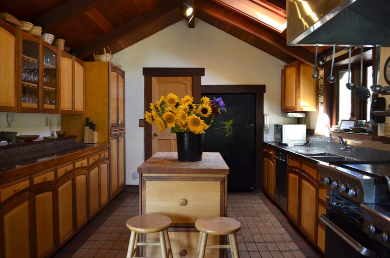 Shambhala Ranch - Heart of Mendocino County, California