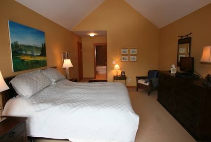 Goldenwood - Whistler, Canada