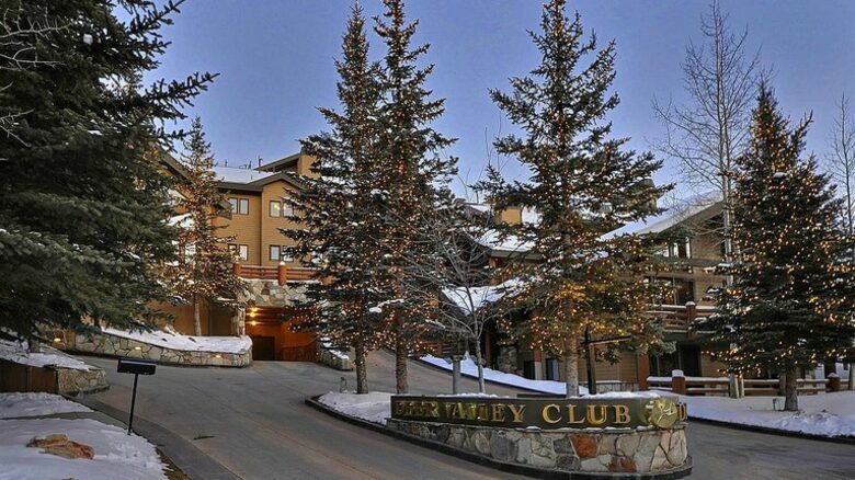 2 Bedroom Residence at The Deer Valley Club - Park City, Utah