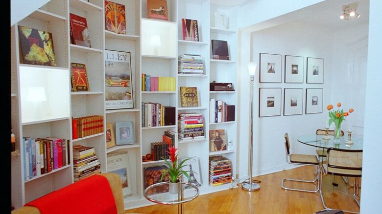 Passy Trocadero Townhome: Private Entrance - Paris, France