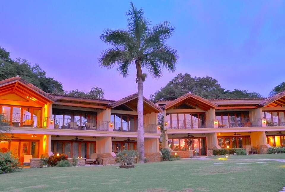 Casa Chocolate - Playa Flamingo, Costa Rica