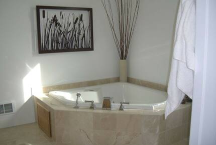 Keeper of the Light - Bandon, Oregon