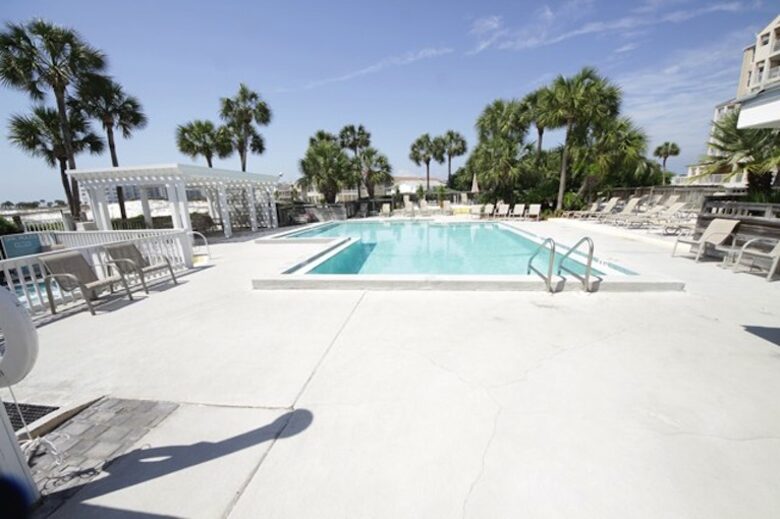 Magnolia House at Destin Pointe - Destin, Florida