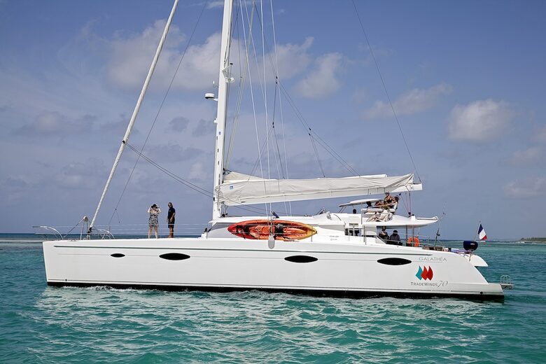 TradeWinds Yacht Cabin for 2 - Guadeloupe Sailing Vacation - Guadeloupe, Guadeloupe