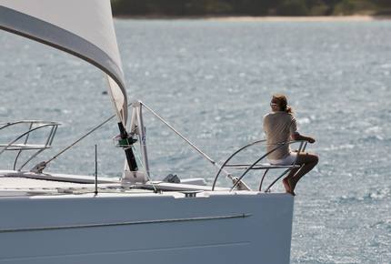 TradeWinds Yacht Cabin for 2 - Guadeloupe Sailing Vacation - Guadeloupe, Guadeloupe