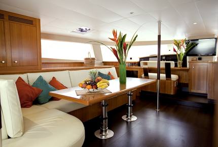 TradeWinds Yacht Cabin for 2 - Guadeloupe Sailing Vacation - Guadeloupe, Guadeloupe
