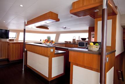 TradeWinds Yacht Cabin for 2 - Guadeloupe Sailing Vacation - Guadeloupe, Guadeloupe