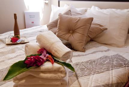 TradeWinds Yacht Cabin for 2 - Guadeloupe Sailing Vacation - Guadeloupe, Guadeloupe