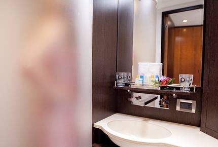 TradeWinds Yacht Cabin for 2 - Guadeloupe Sailing Vacation - Guadeloupe, Guadeloupe