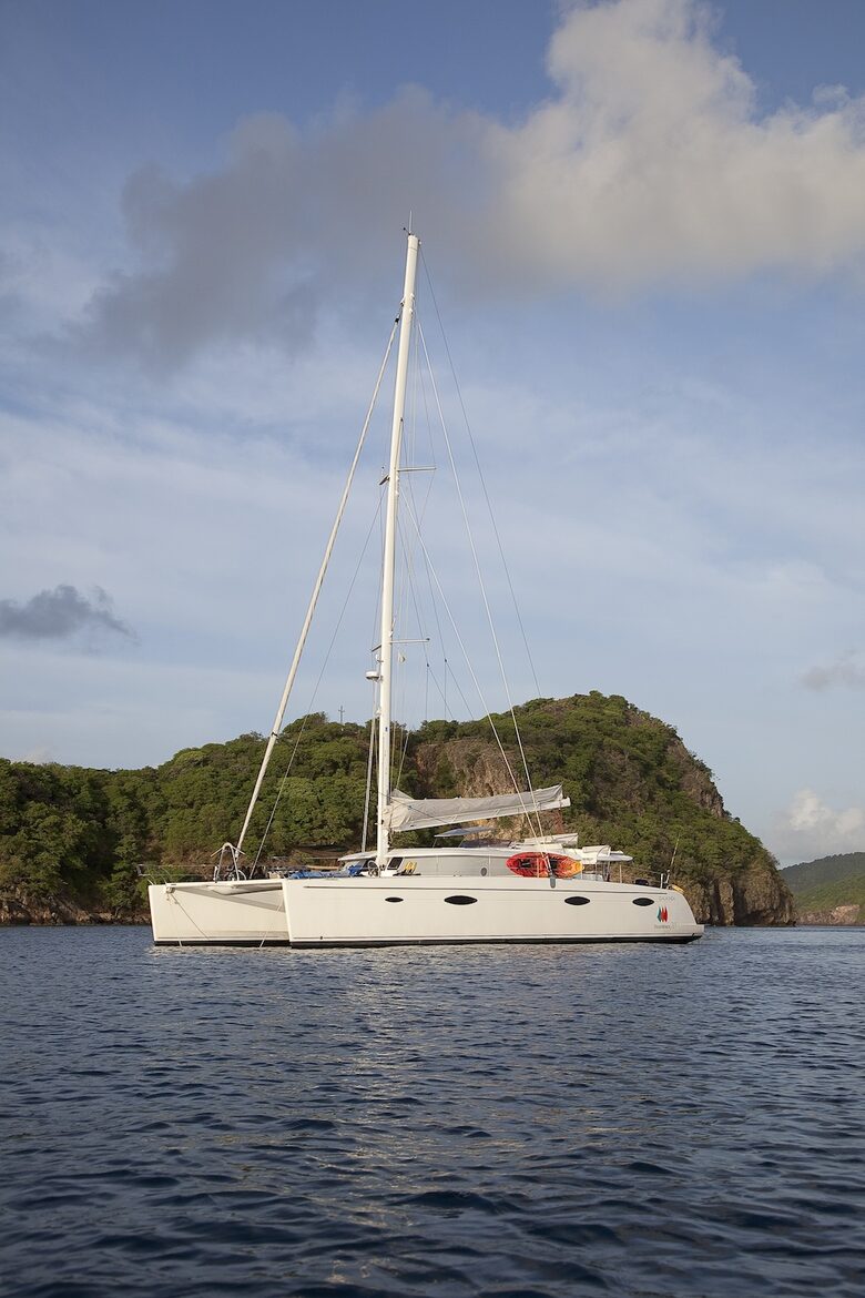 TradeWinds Yacht Cabin for 2 - Guadeloupe Sailing Vacation - Guadeloupe, Guadeloupe