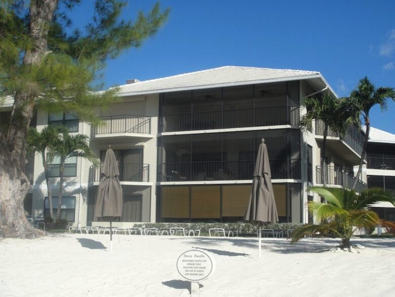 Beautiful Beachfront at Casa Caribe - Grand Cayman - George Town, Cayman Islands