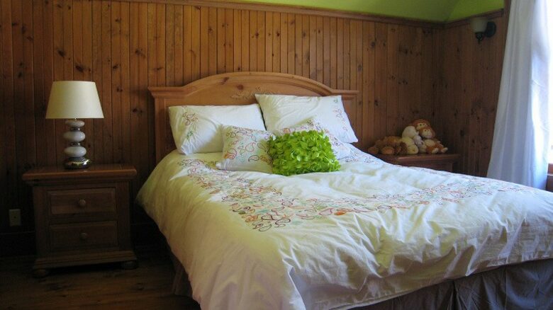 Aux trois girouettes - St-Adolphe d'Howard, Canada