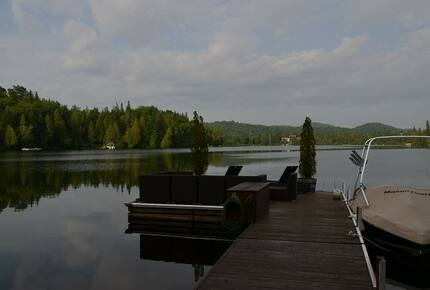 Aux trois girouettes - St-Adolphe d'Howard, Canada