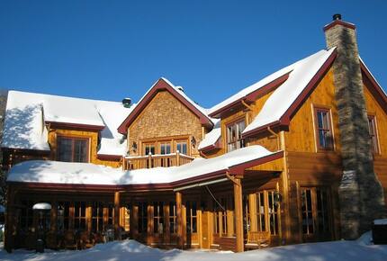 Aux trois girouettes - St-Adolphe d'Howard, Canada