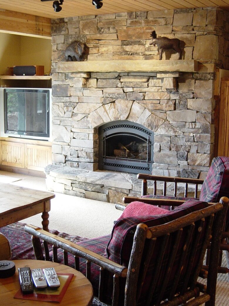 Five Leaf Lodge - Big Sky, Montana