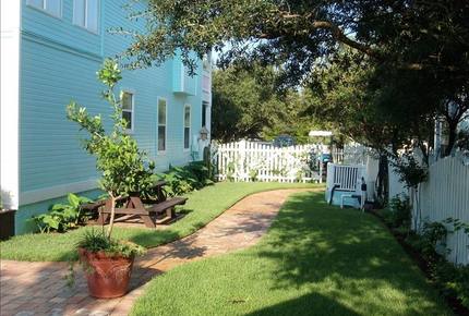 Barbie's Beach House - 30A - Santa Rosa Beach, Florida