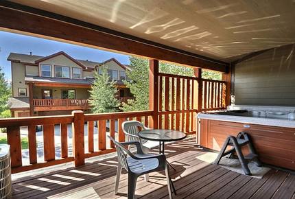 Deck with Hot Tub