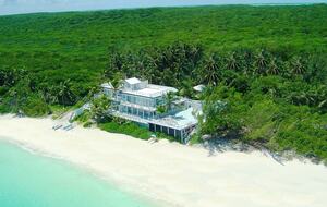 Bougainvillea House Villa - George Town, Great Exuma, Bahamas