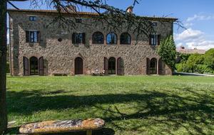 Fattoria Pian dell'Asso - First Floor Property - Montalcino, Italy