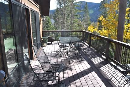 Hilltop House - Grand Lake, Colorado