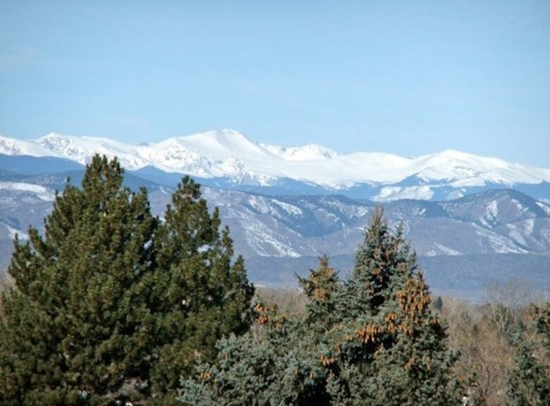 Hilltop House - Grand Lake, Colorado