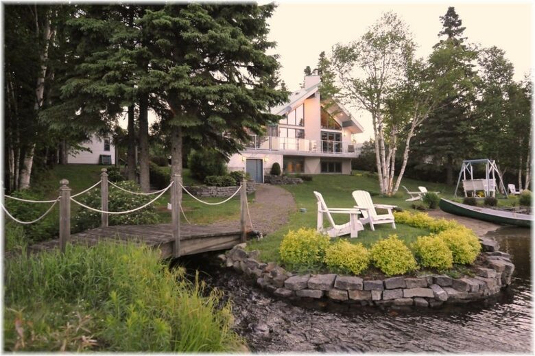 L'Oasis Chalet - Mont Ste-Anne (Quebec City), Canada