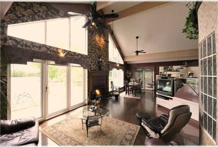 L'Oasis Chalet - Mont Ste-Anne (Quebec City), Canada