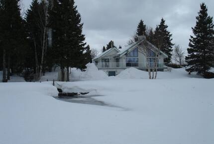 L'Oasis Chalet - Mont Ste-Anne (Quebec City), Canada