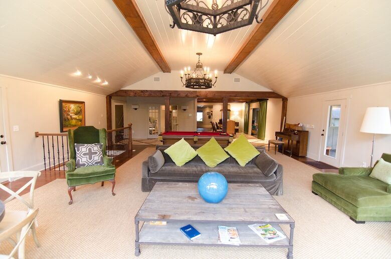 Ark on Lake Lanier - Gainesville, Georgia