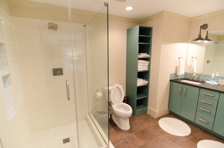 Ark on Lake Lanier - Gainesville, Georgia