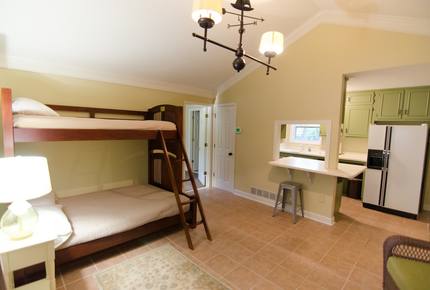 Ark on Lake Lanier - Gainesville, Georgia