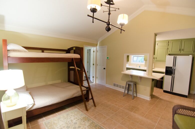 Ark on Lake Lanier - Gainesville, Georgia