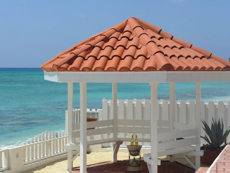 Boggy Sand Villa - West Bay, Cayman Islands