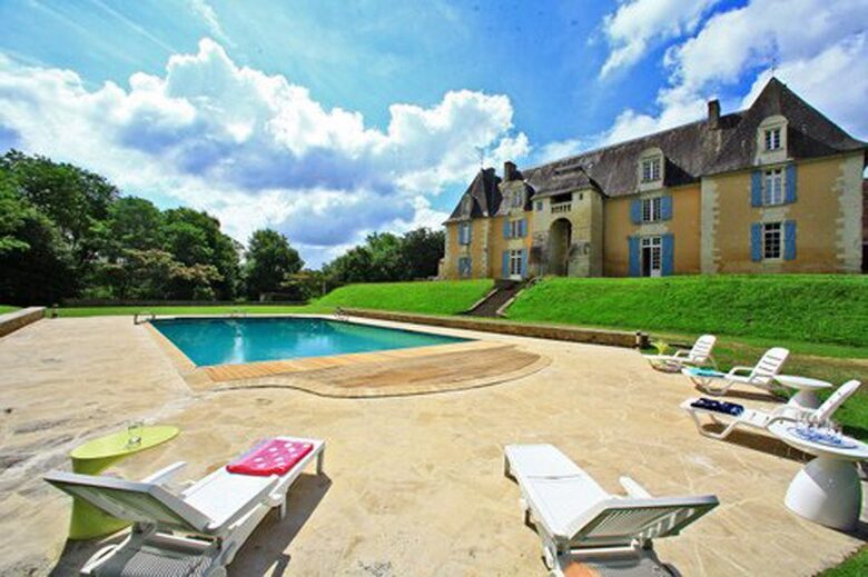 Château de Monferrier - St Geyrac, France