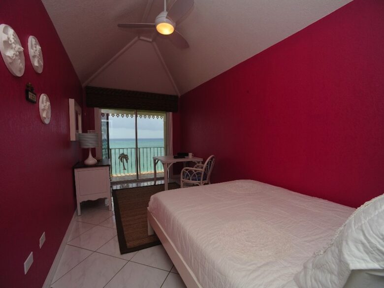 Boggy Sand Villa - West Bay, Cayman Islands