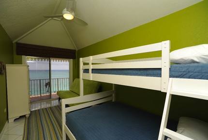 Boggy Sand Villa - West Bay, Cayman Islands