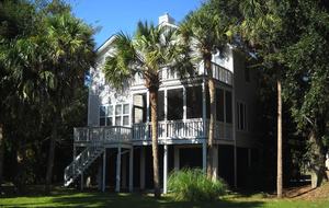 Palm Paradise Beach House - Isle of Palms, South Carolina