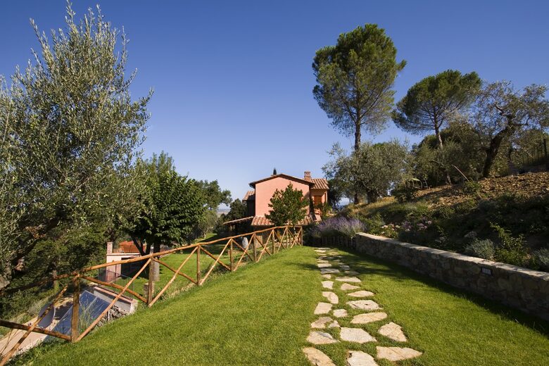 Brunello Villa - Paciano, Italy