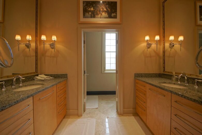 Charleston Historic Home - Charleston, South Carolina