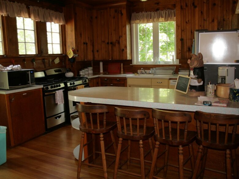 The Cottage In Moonlight Bay - Manchester, Maine