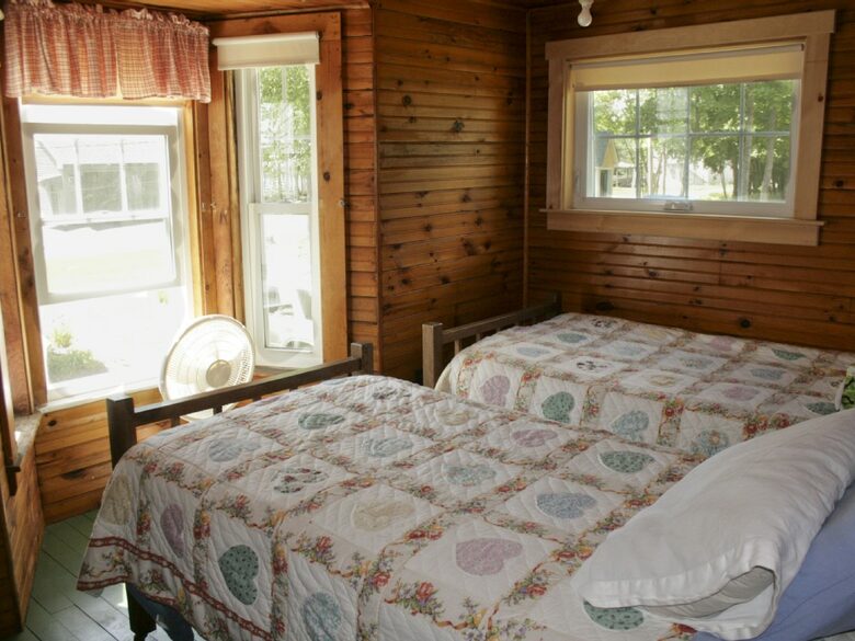 The Cottage In Moonlight Bay - Manchester, Maine